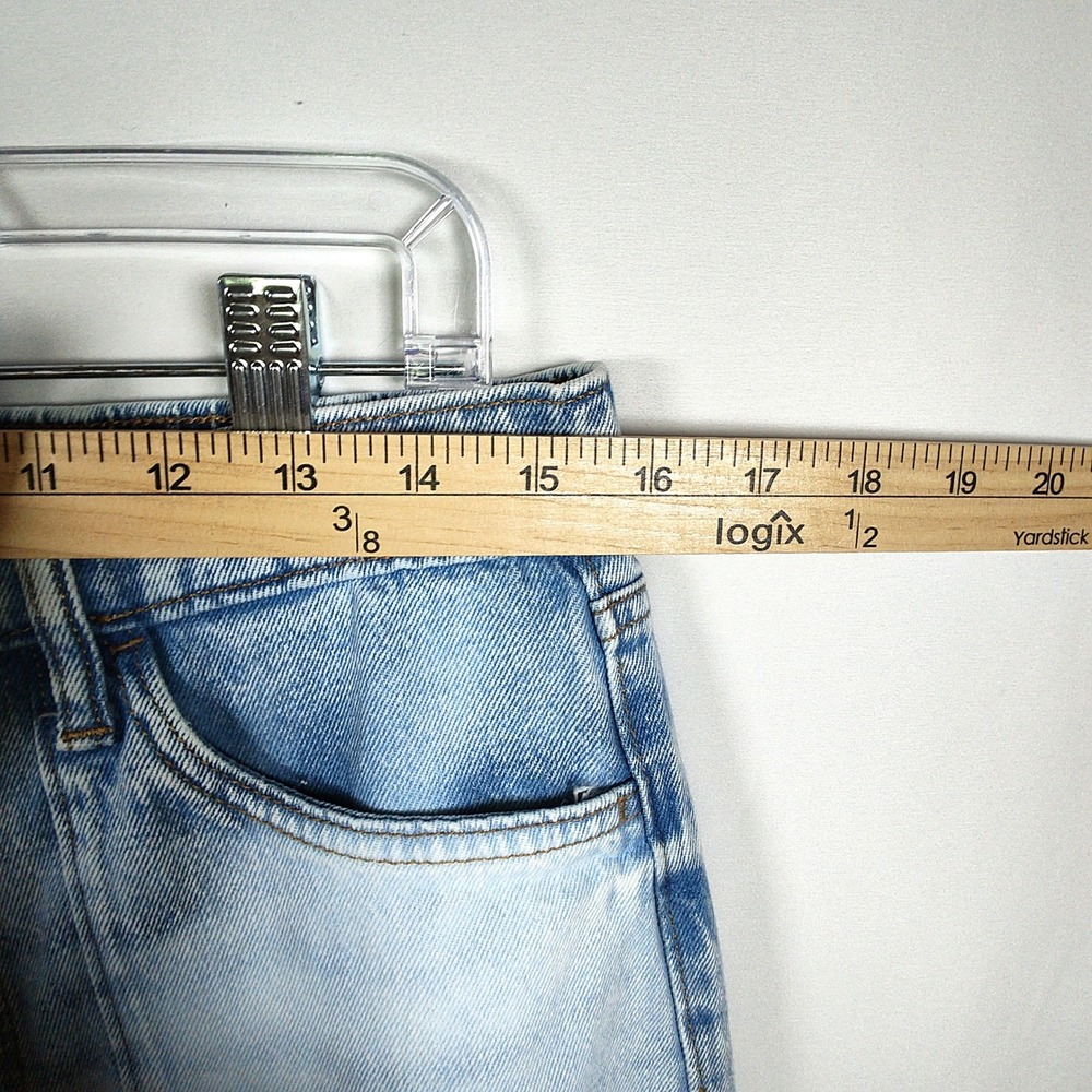 SO Women's High Rise Cargo Wide Leg‎ Jeans Light Wash Bleached Blue Size Medium - Picture 5 of 12
